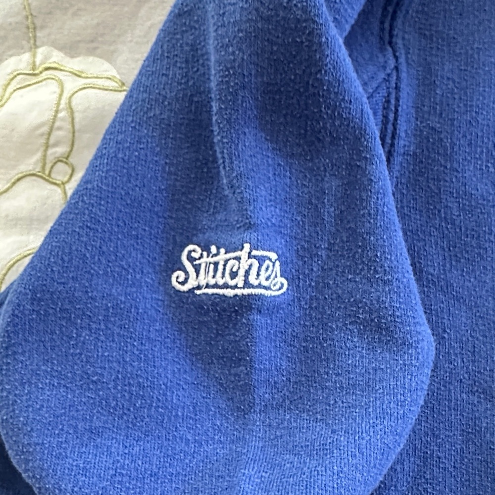 Los Angeles Dodgers Blue Pullover Hoodie with LA Logo - Picture 4 of 5